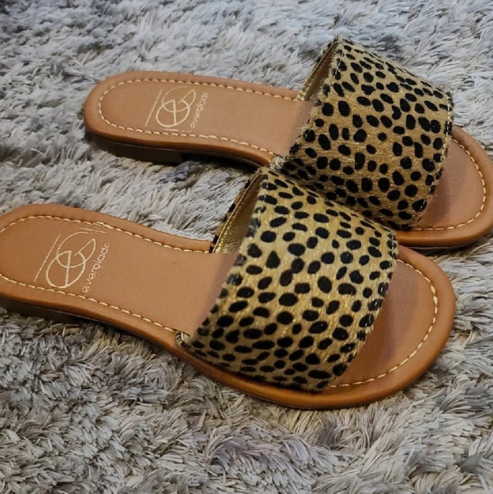 Girls Sandals - Picture 3 of 4